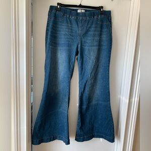Chic Soul Dare to Flare Dark Wash Jeans.  Size 2XL NWOT